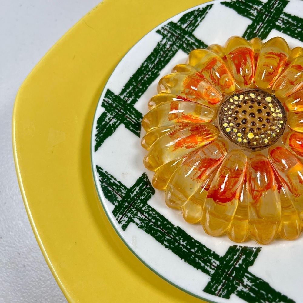 Sunflower Glass Art Garden Plate- 10 inch - Picture 5 of 9